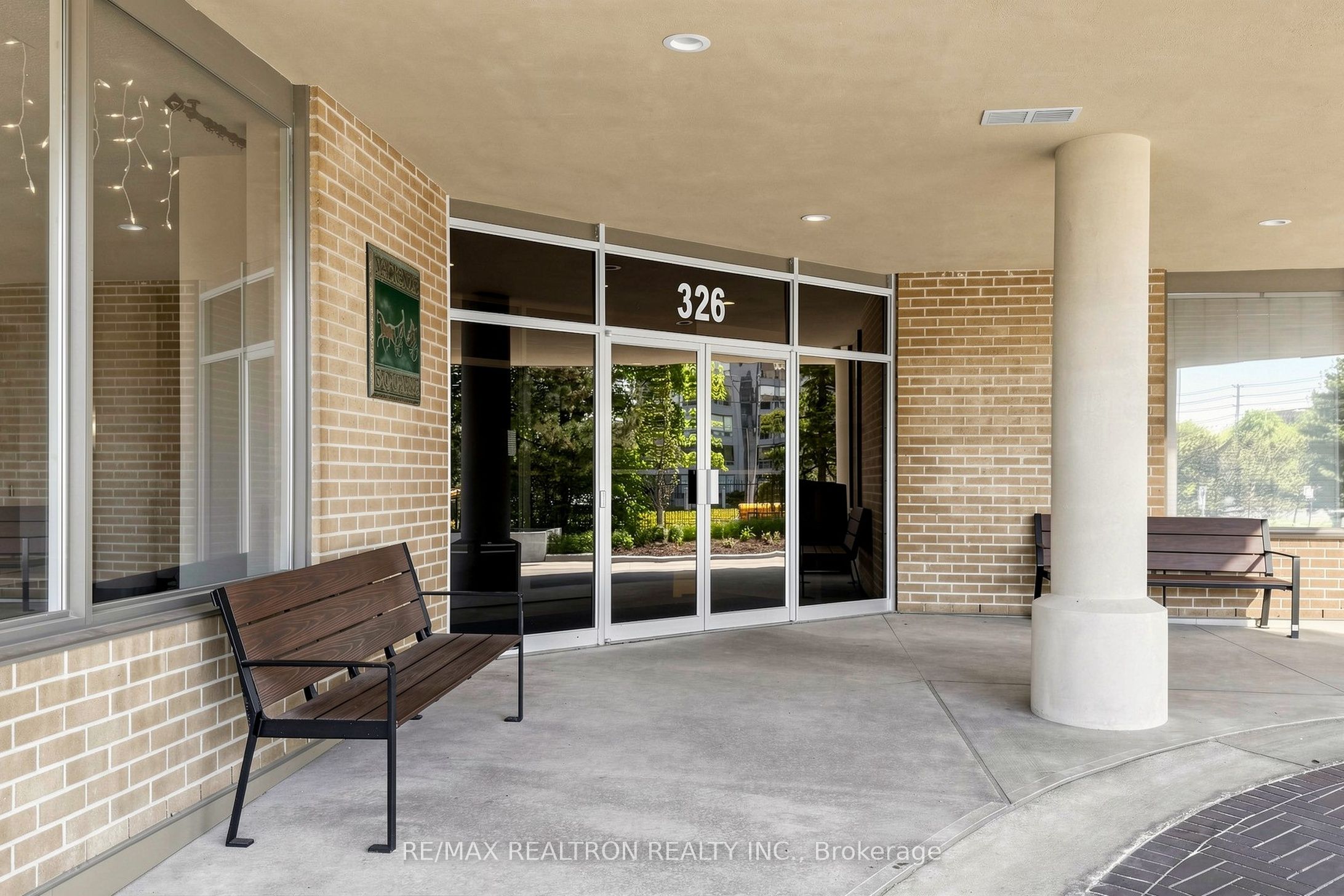 307-326 Major Mackenzie Drive, Richmond Hill, ON, L4C 8T4 photo 5