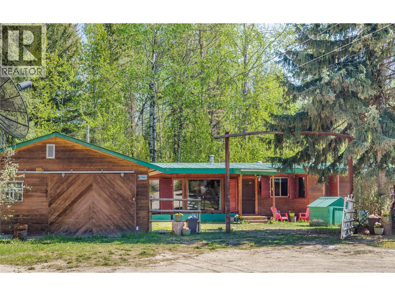 2572 Stoney Drive, Kamloops, BC, V2H1P1