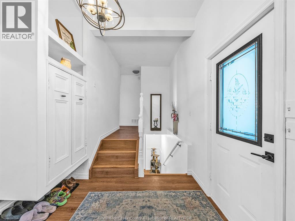 2115 Longfellow , Windsor, ON, N9B3J5 photo 5