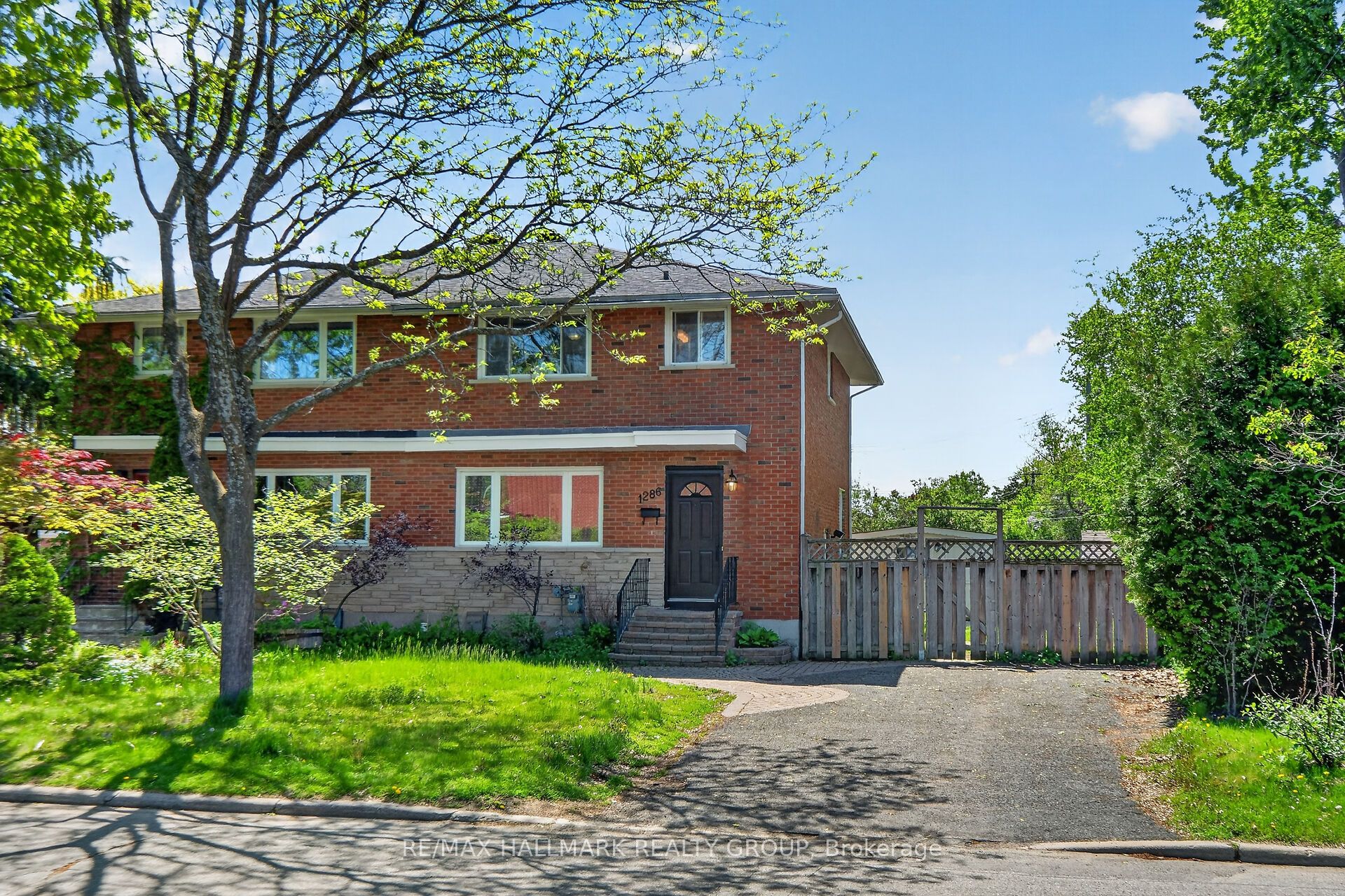 1286 Bonnie Crescent, Ottawa, ON, K2C 2A2