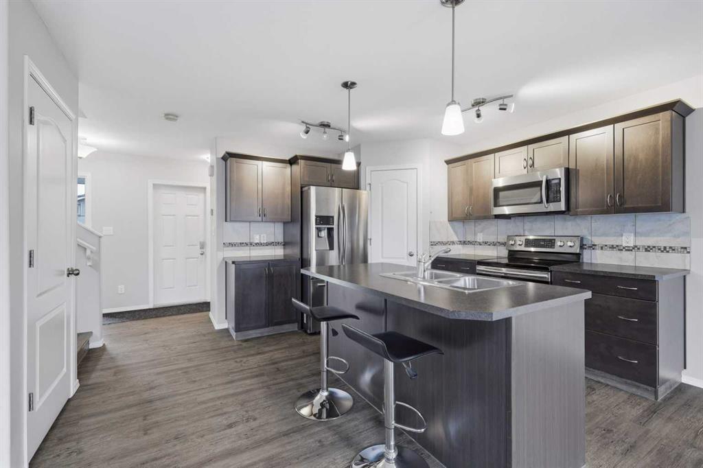 Additional image 6 of 27 Windermere Close, Red Deer, AB, T4N 2J8