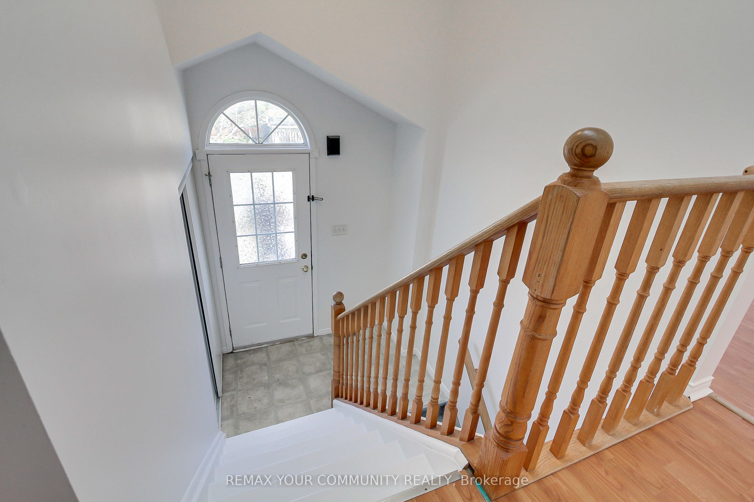 Main-72 Ambler Bay N/a, Barrie, ON, L4M 7A6 photo 3