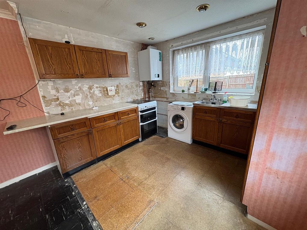 Additional image 7 of 2 bed detached bungalow for saleThe Brucks, Wateringbury, Maidstone ME18