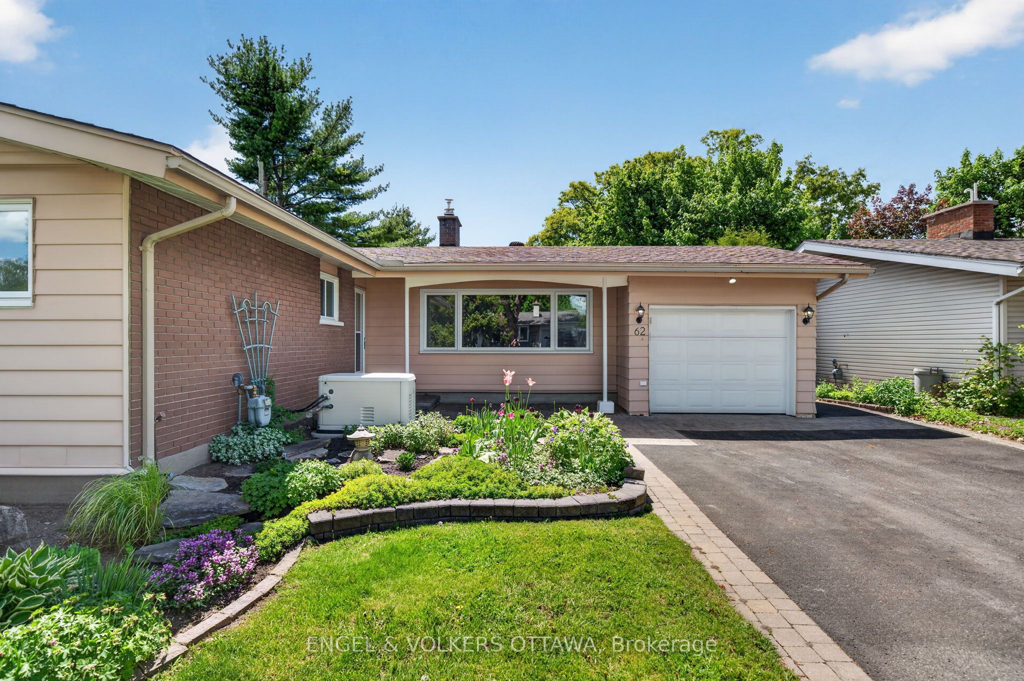 Additional image 2 of 62 Wigan Drive, Ottawa, ON, K2E 6L1