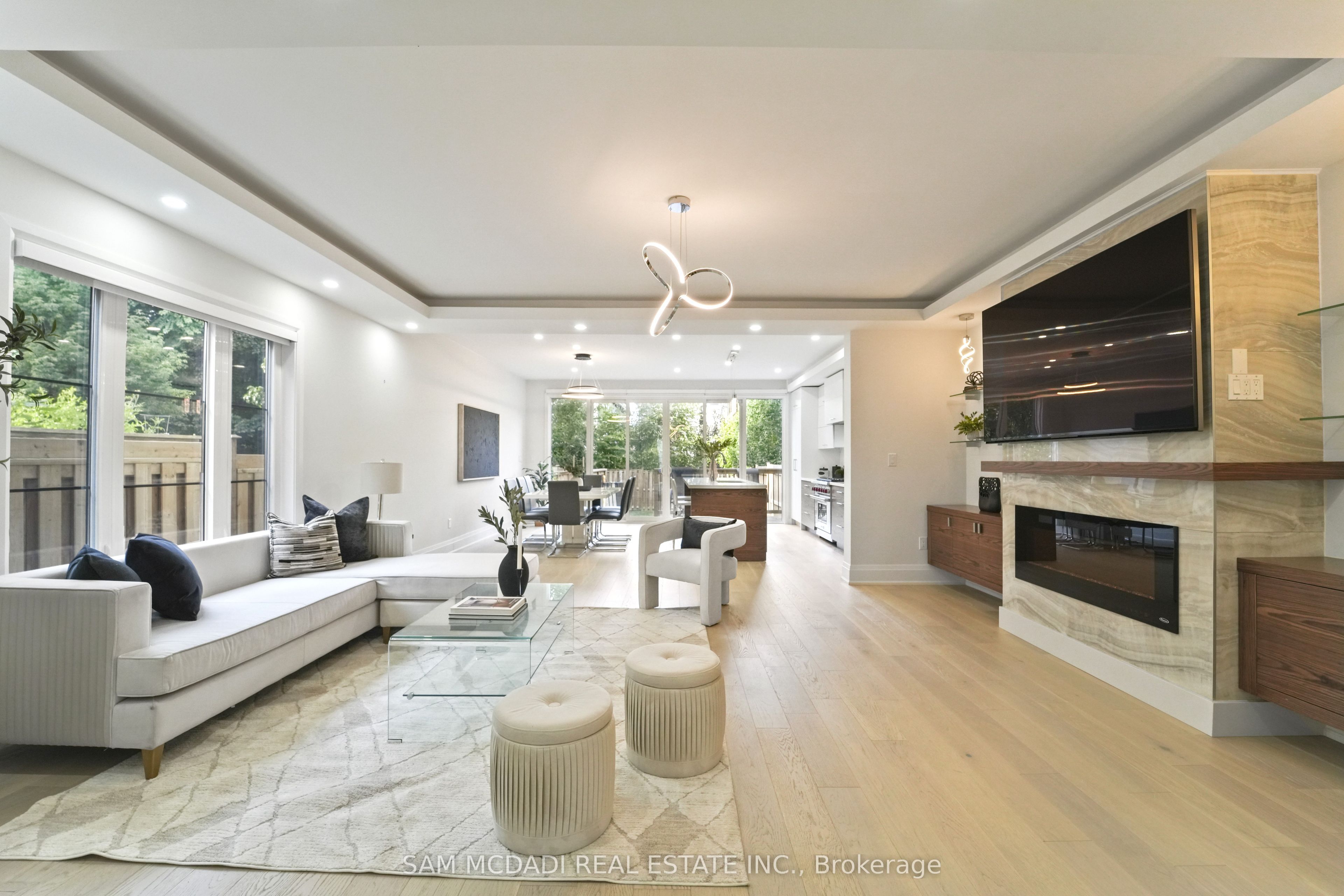 Additional image 5 of 11B Maple Avenue N, Mississauga, ON, L5H 2R9