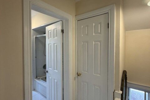 Additional image 8 of 148 Belgravia Avenue, Toronto, ON, M6E 2M7