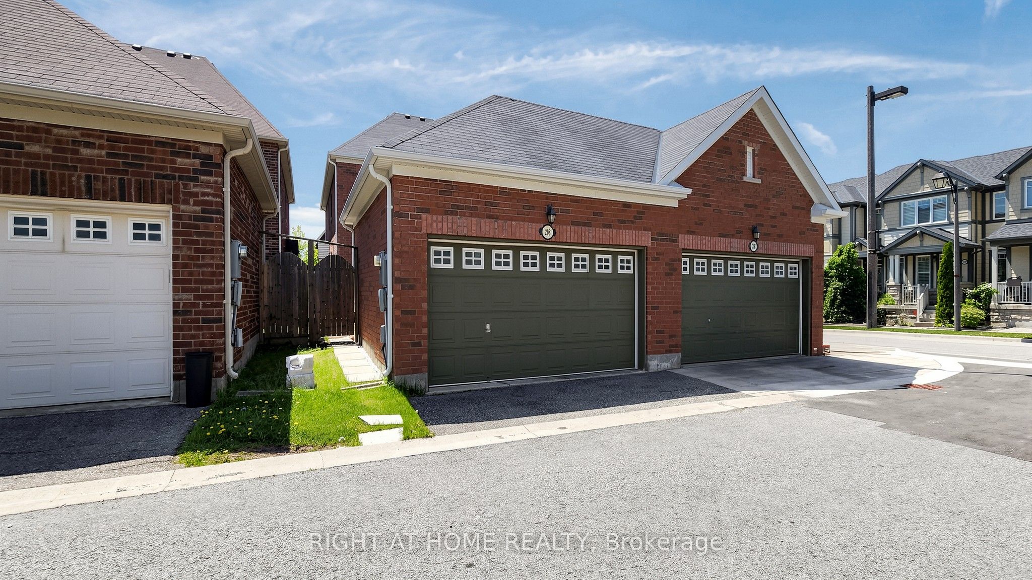 Additional image 3 of 208 Cornell Park Avenue, Markham, ON, L6B 0R1