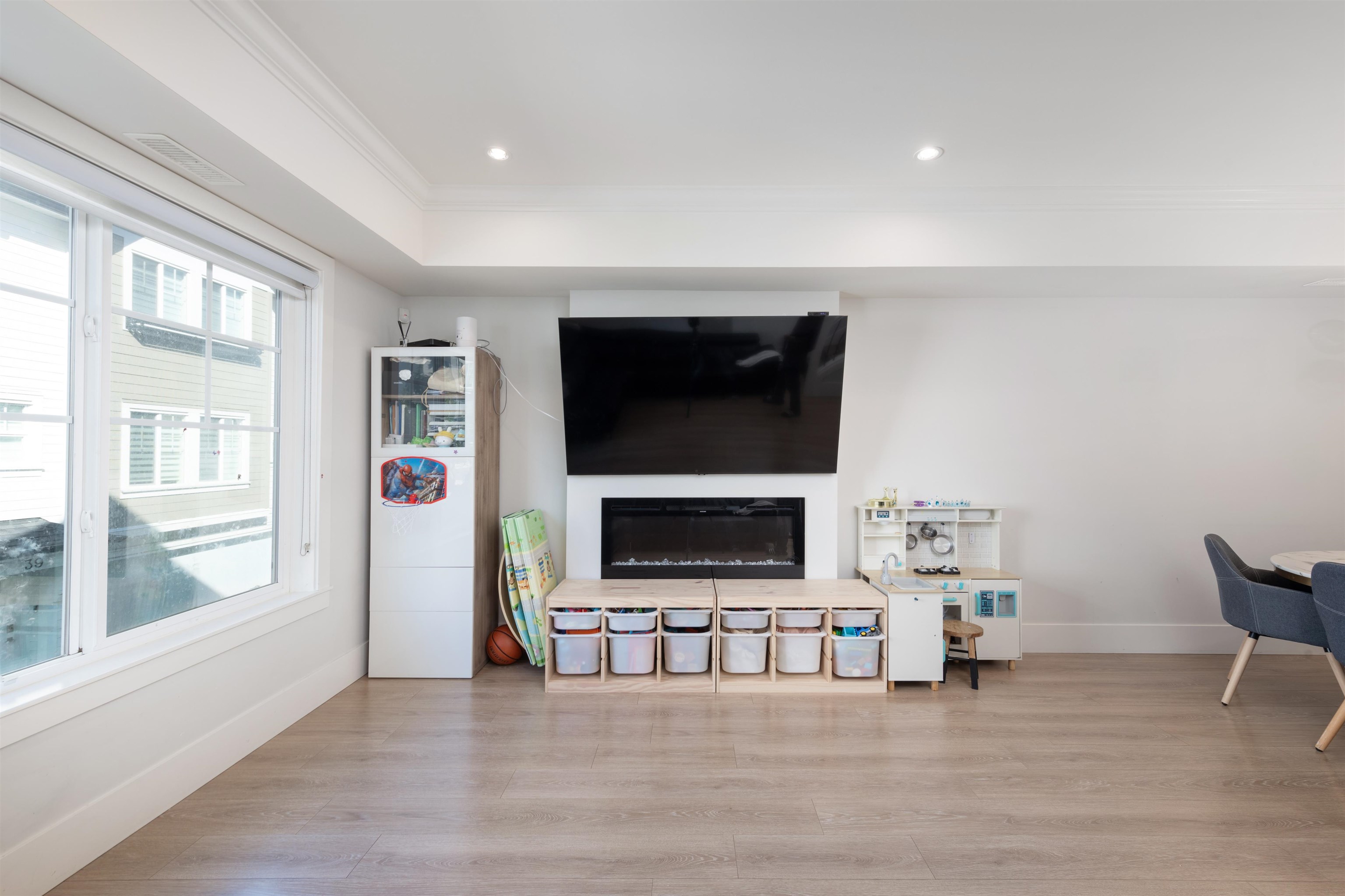 9-9211 Mckim Way, Richmond, BC, V6X 0T1 photo 3