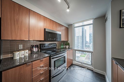 Additional image 4 of 2606-11 Brunel Court, Toronto, ON, M5V 3Y3