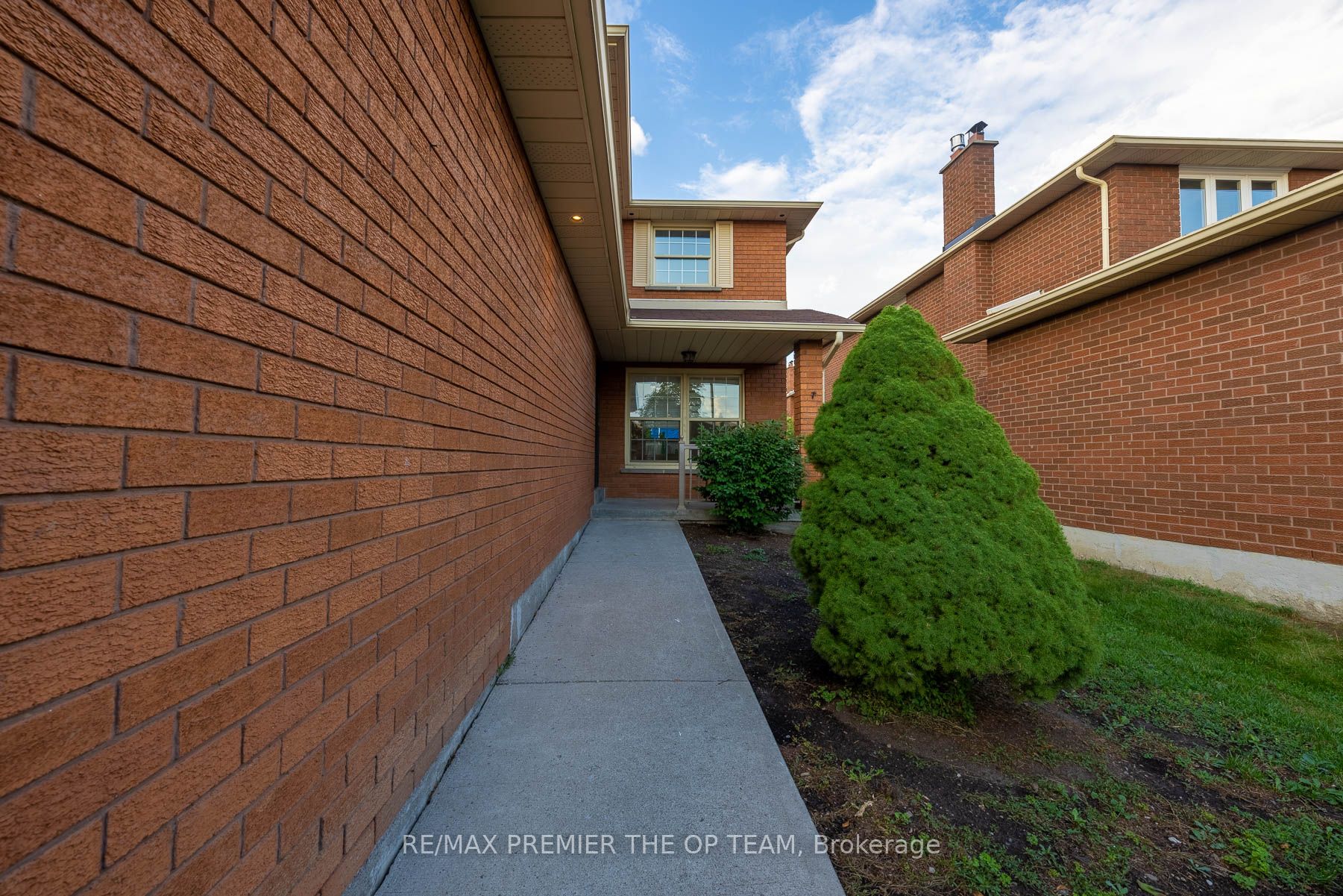 79 Governor Crescent, Vaughan, ON, L4L 5G8 photo 3