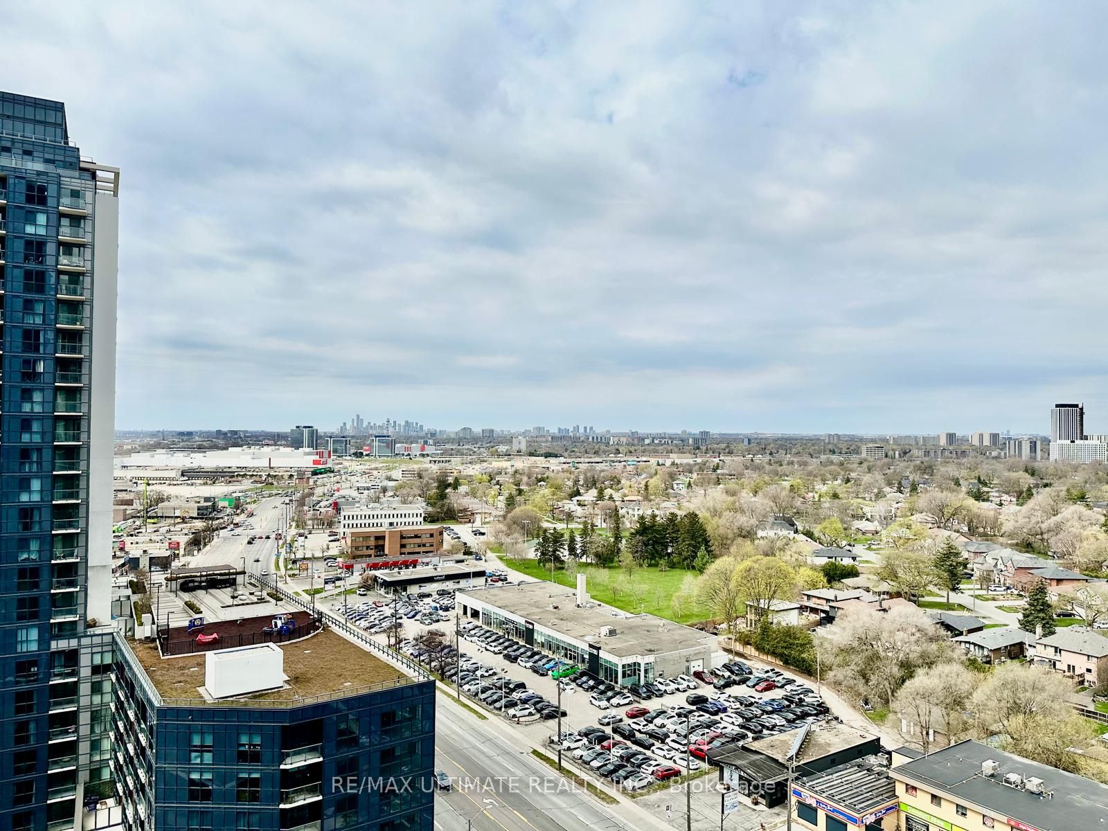 Additional image 2 of 1611-30 Samuel Wood Way, Toronto, ON, M9B 0C9