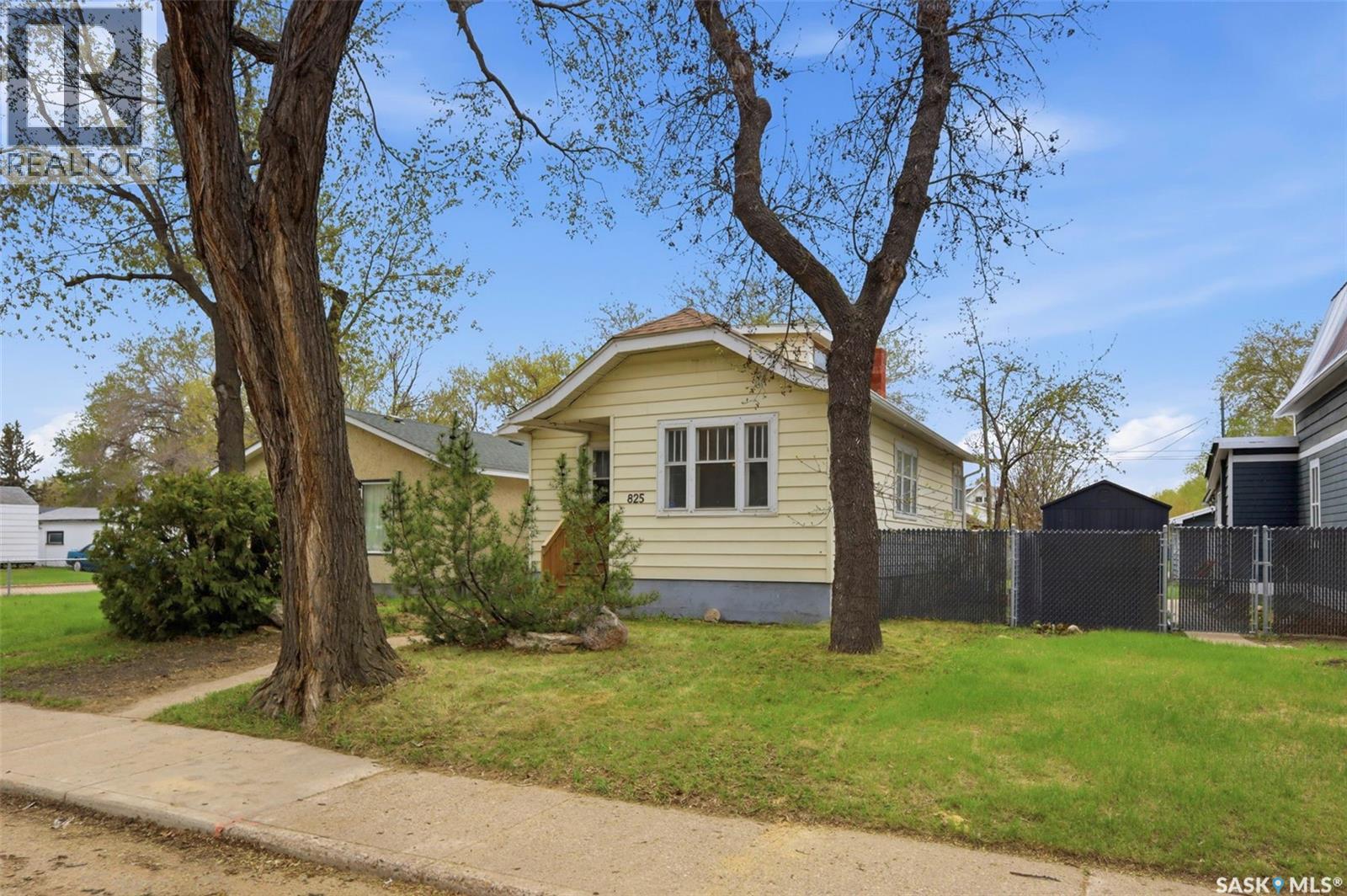 Additional image 2 of 825 L Avenue S, Saskatoon, SK, S7M2H9