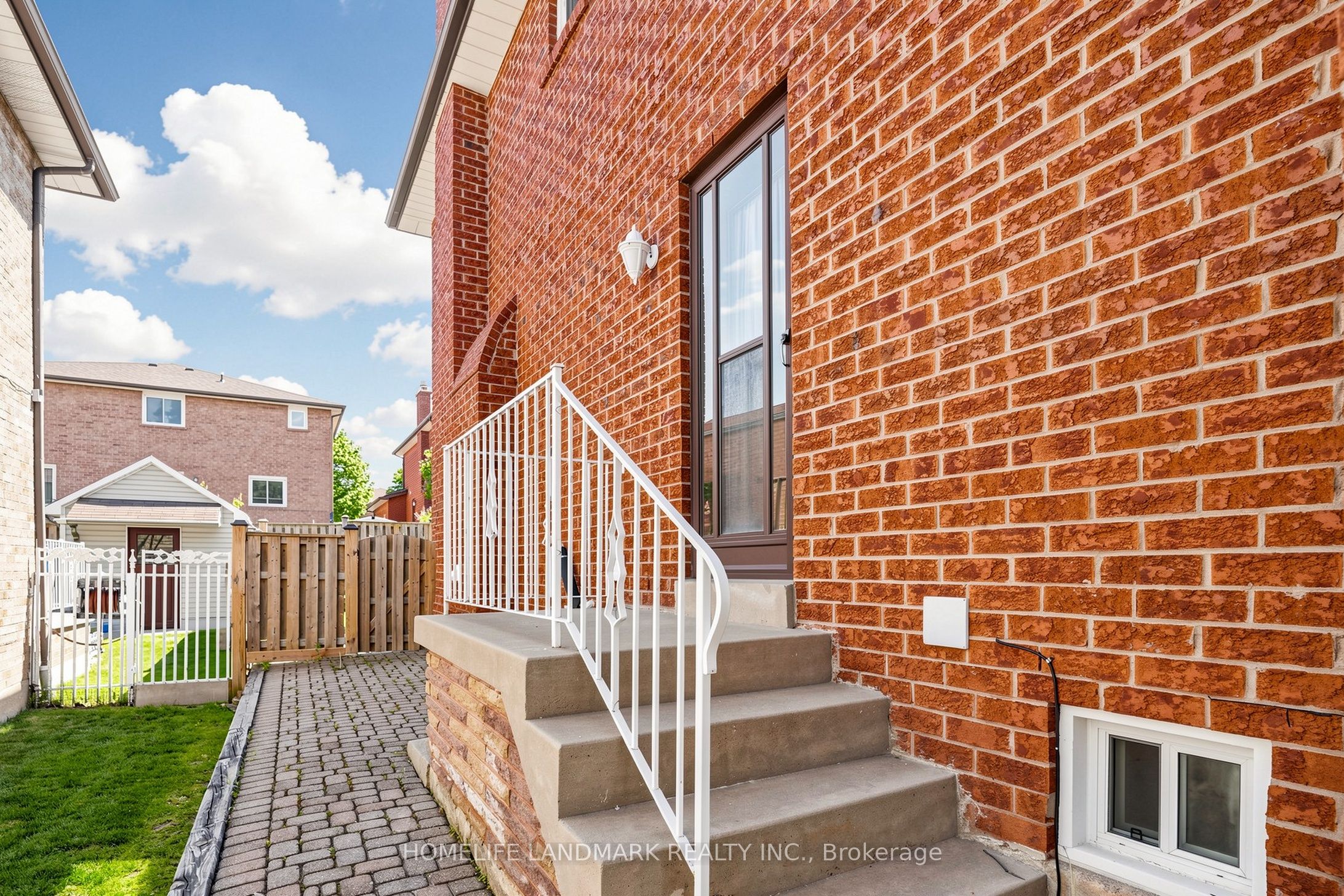 Additional image 5 of 33 Dundee Crescent, Markham, ON, L3R 8Y7