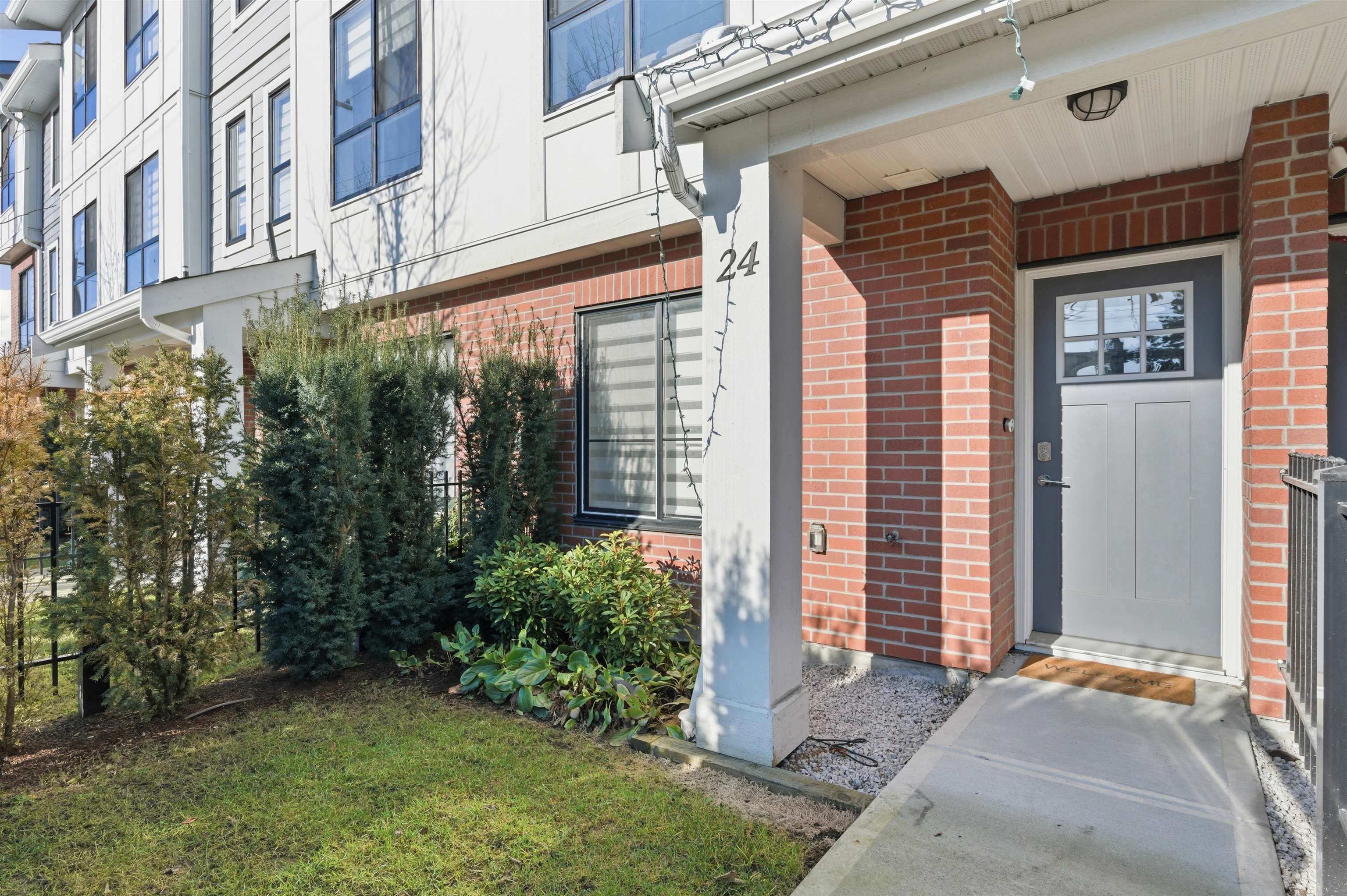 24-11556 72a Avenue, Delta, BC, V4C 1A9