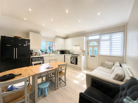 Victoria Road, Ruislip HA4