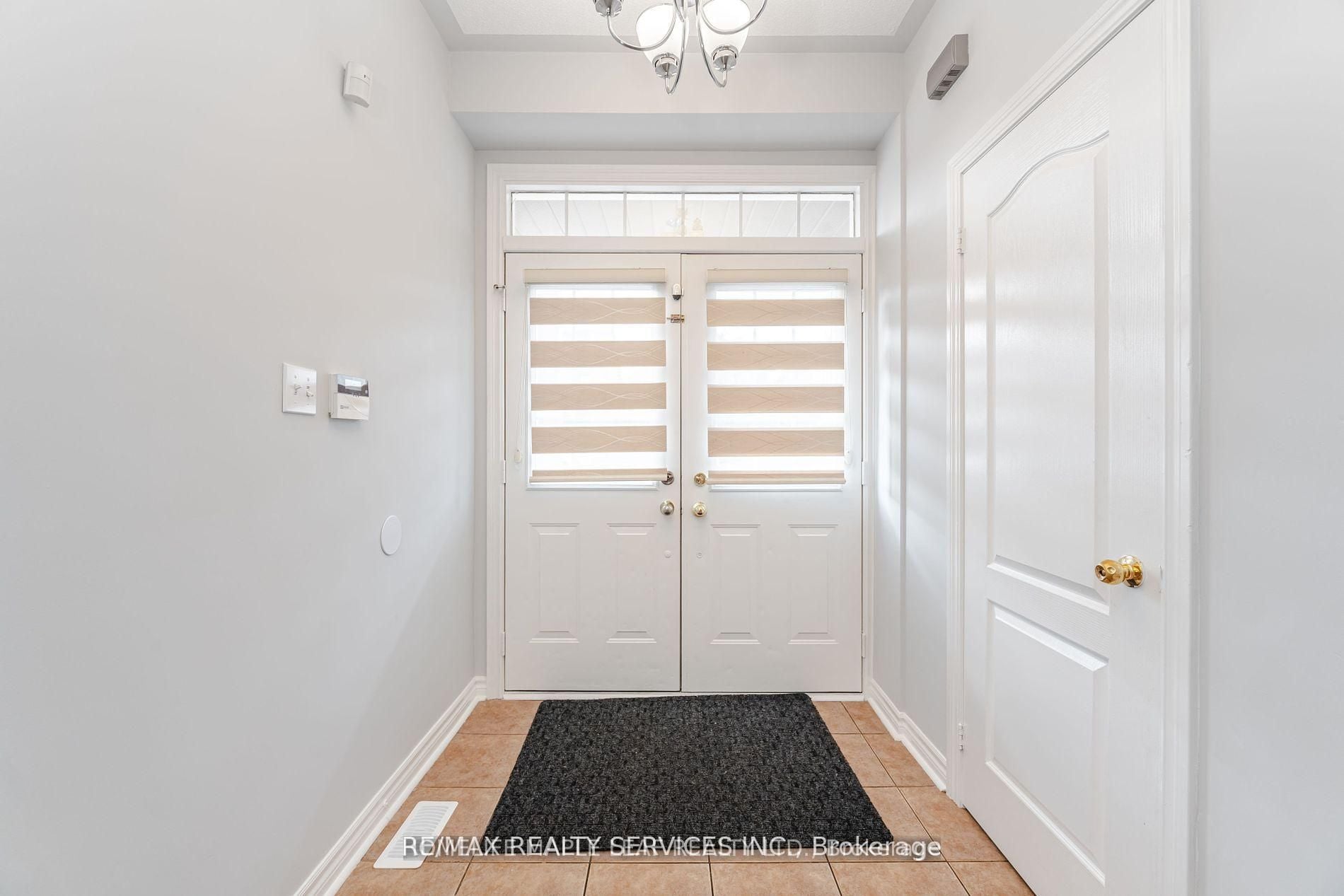 Additional image 4 of 27 Hardgate Crescent, Brampton, ON, L7A 3V7