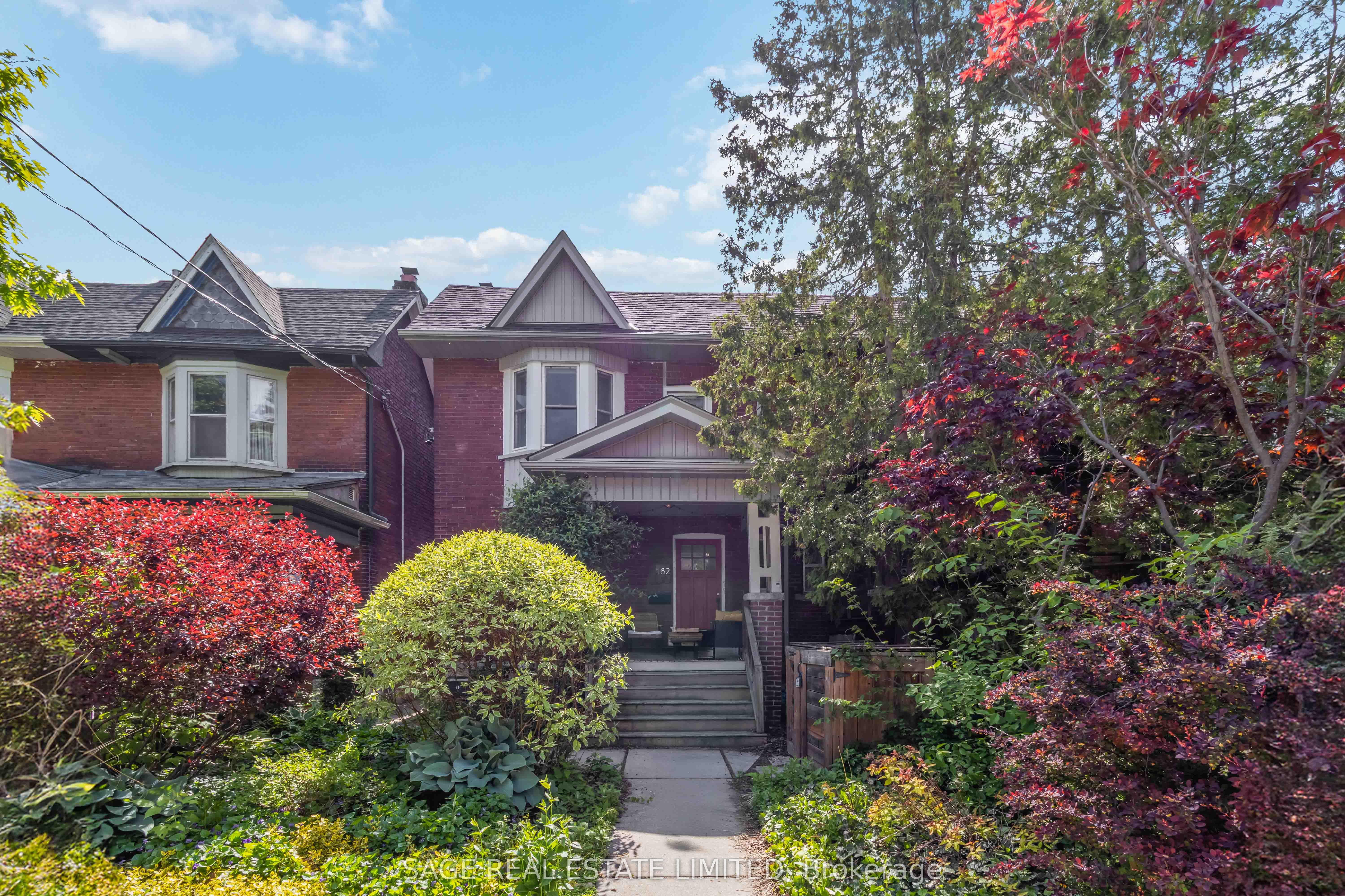 1-182 Indian Grove, Toronto, ON, M6P 2H2