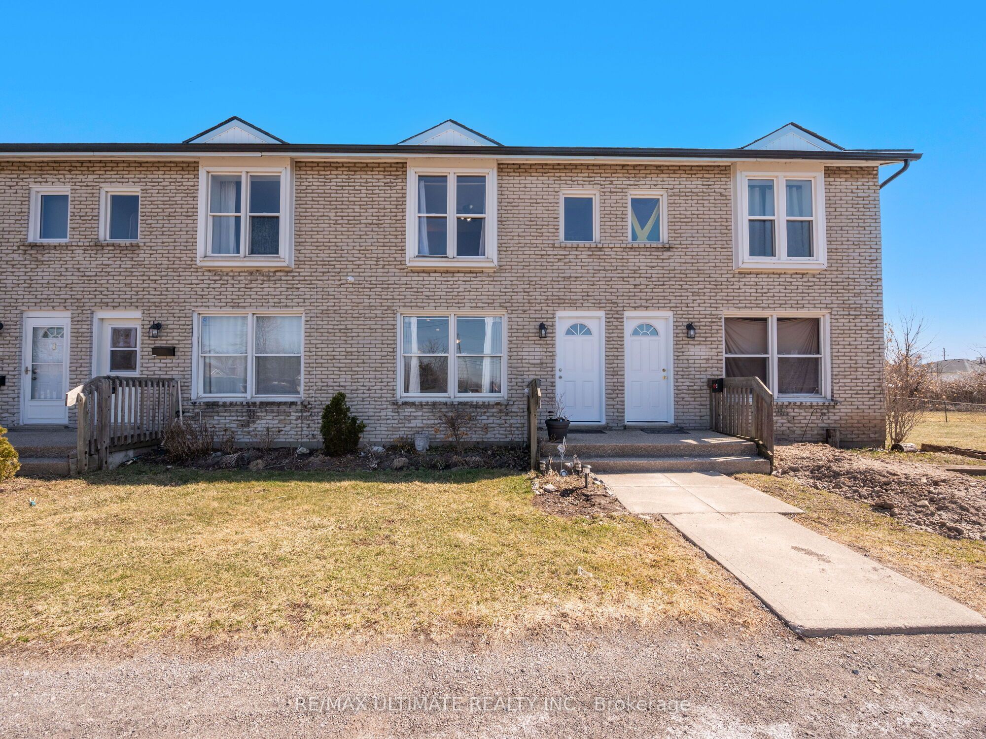 E-252 Bertie Street, Fort Erie, ON, L2A 1Z6