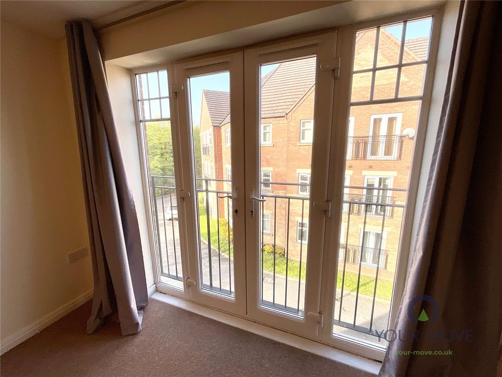 2 bed flat for saleHedgerow Close, Redditch, Worcestershire B98 photo 5