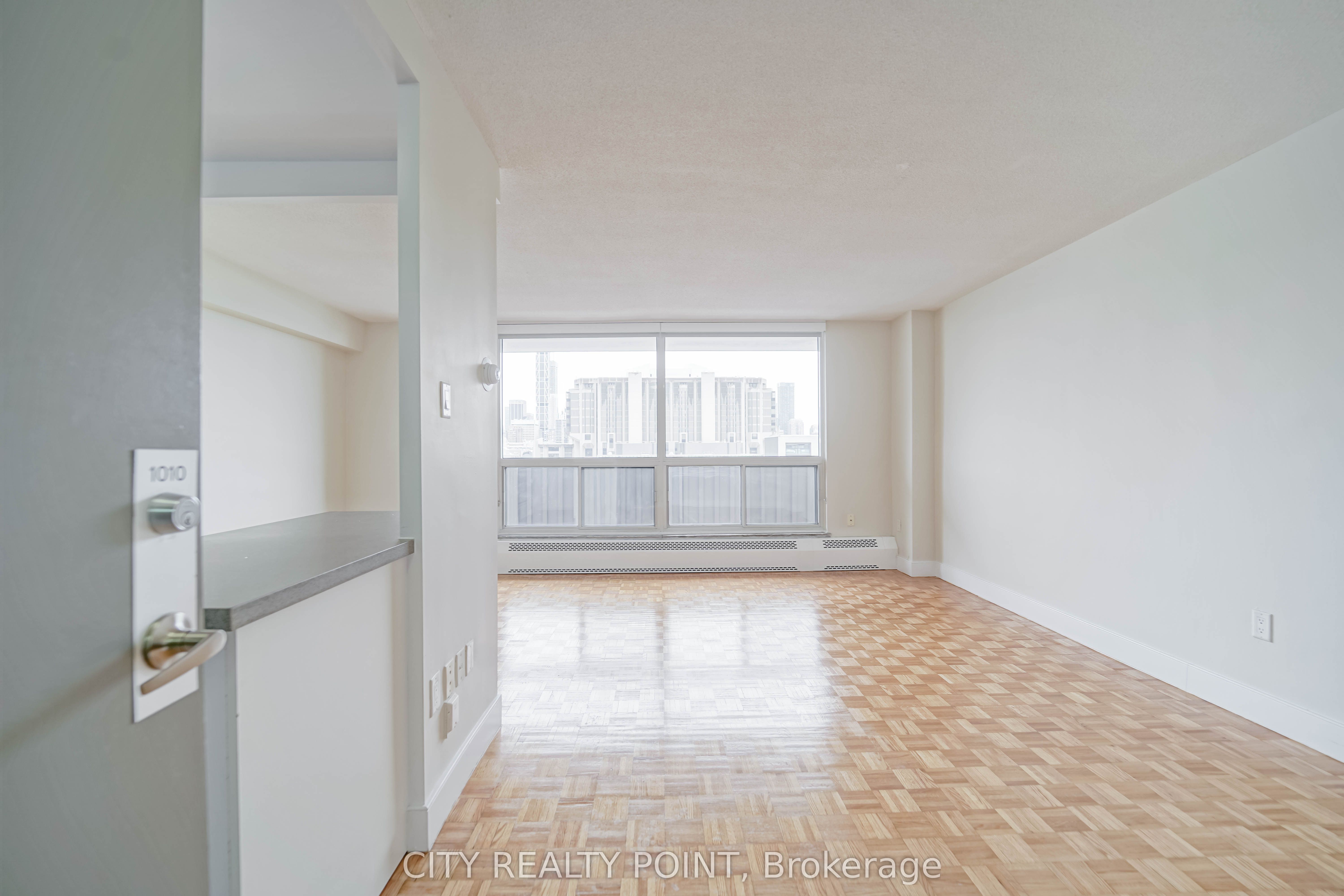 Additional image 2 of 2510-666 Spadina Avenue, Toronto, ON, M5S 2H8