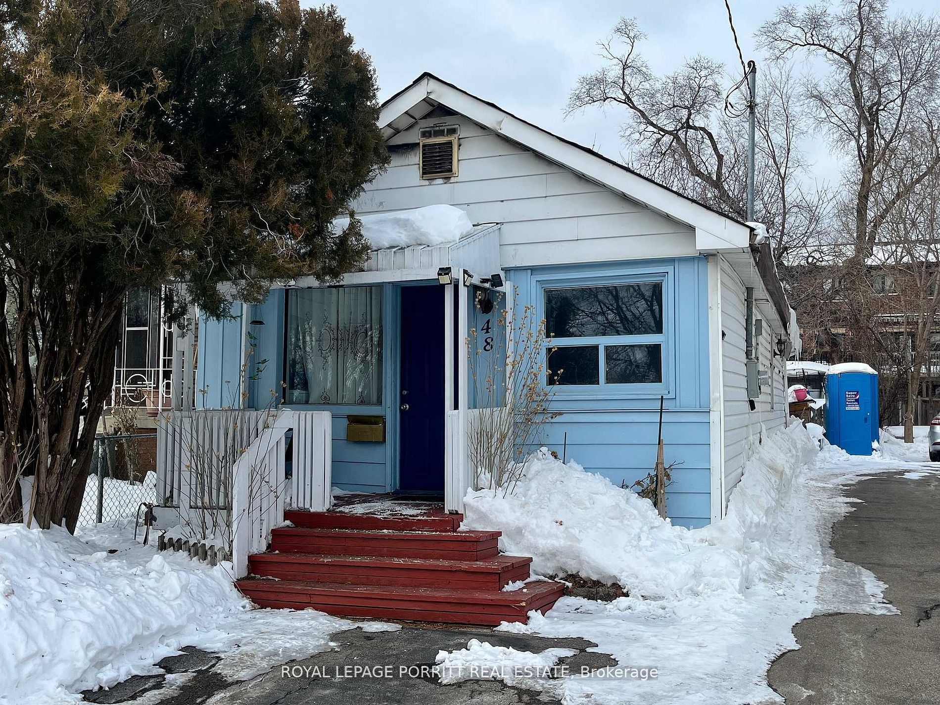 48 Daisy Avenue, Toronto, ON, M8W 1S1