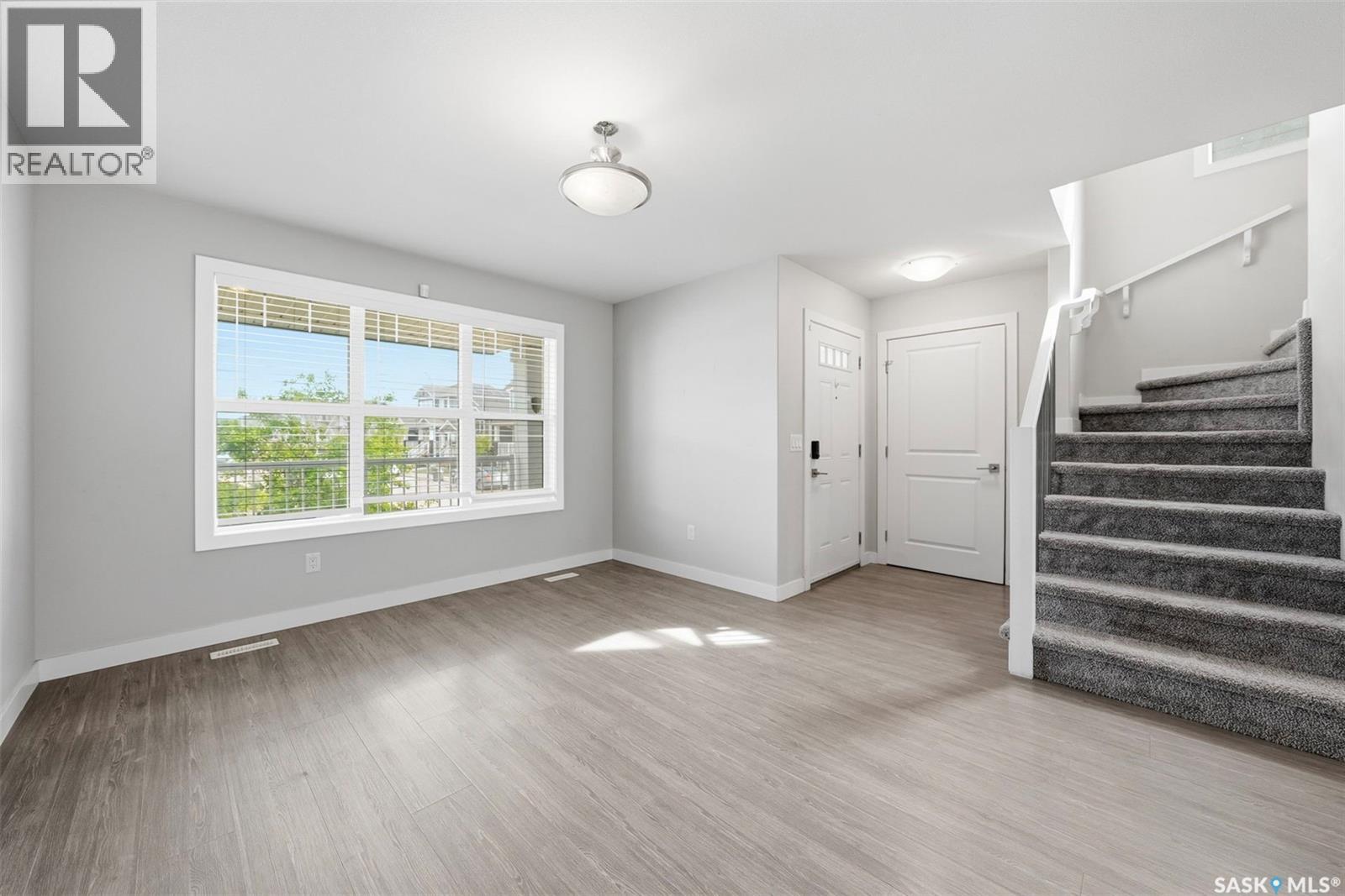 139 Stilling Mews, Saskatoon, SK, S7V0P4 photo 2