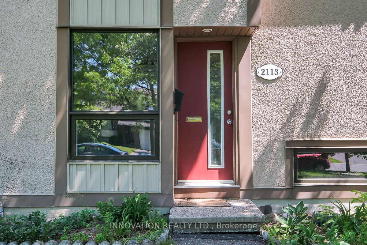 Additional image 3 of 2113 Stonehenge Crescent, Ottawa, ON, K1B 4N7