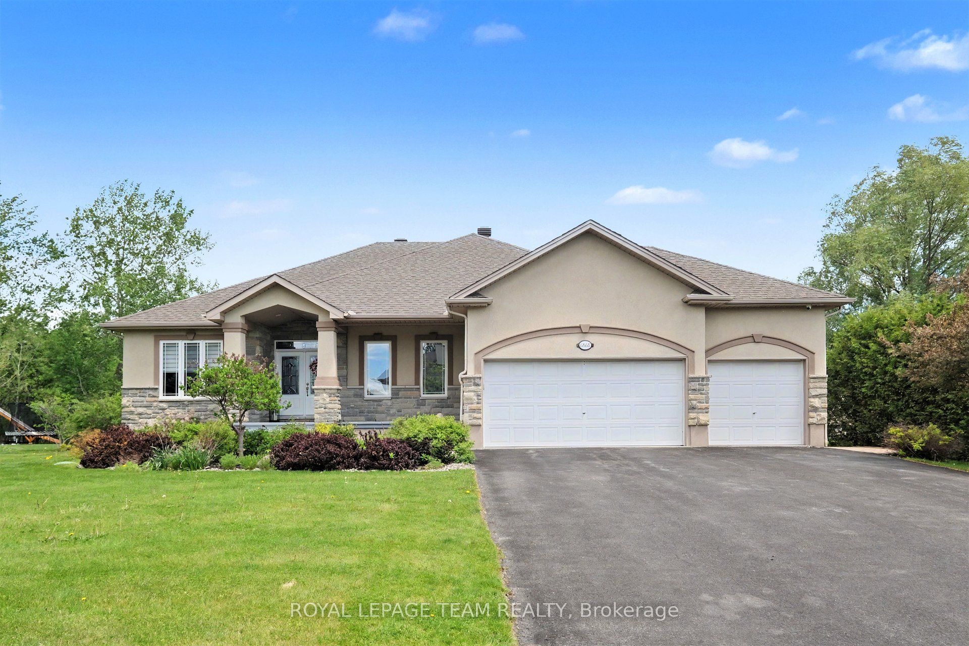 Additional image 2 of 6868 Sparkling Lake Way, Ottawa, ON, K4P 1R7