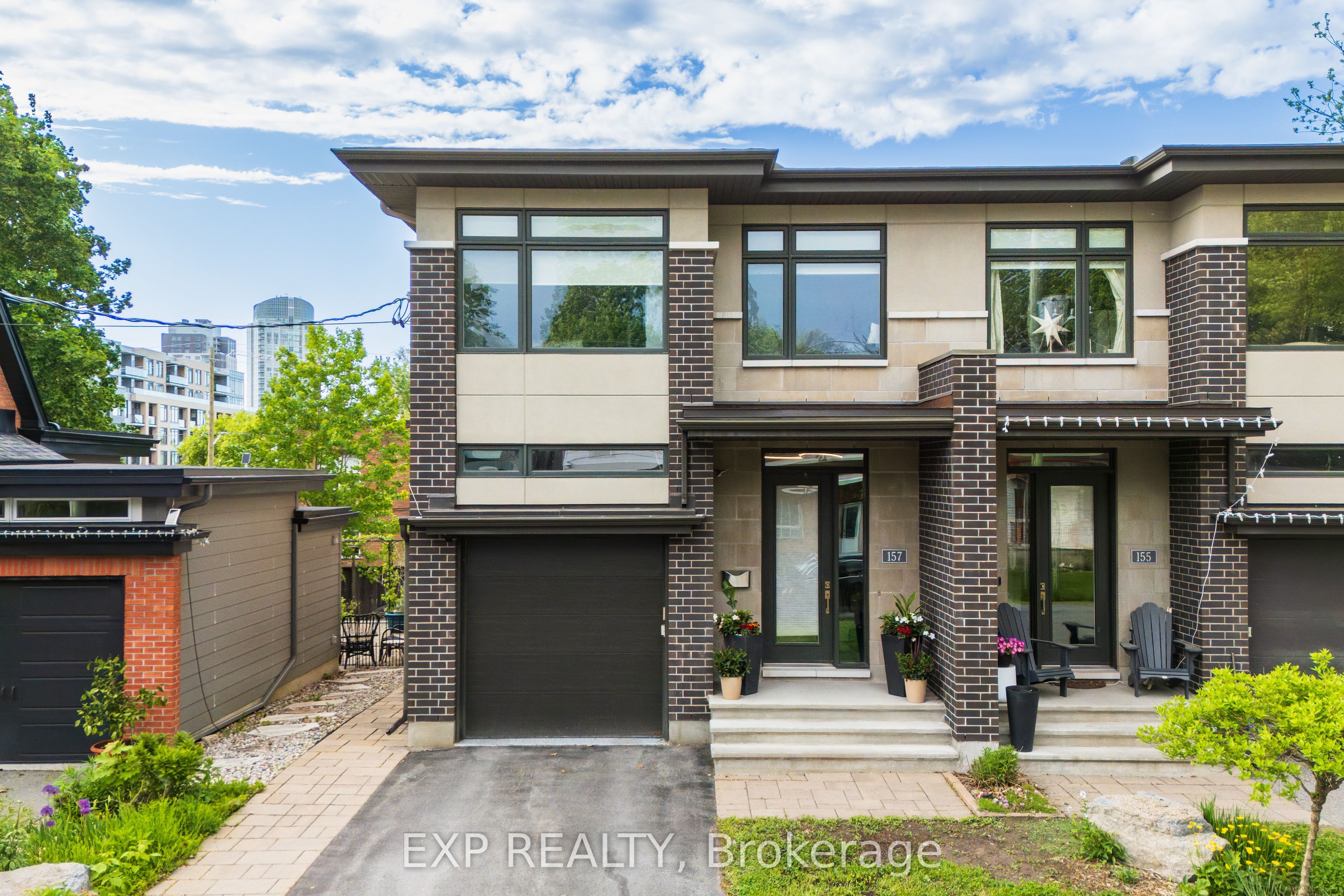 157 Wesley Avenue, Ottawa, ON, K1Z 7A1
