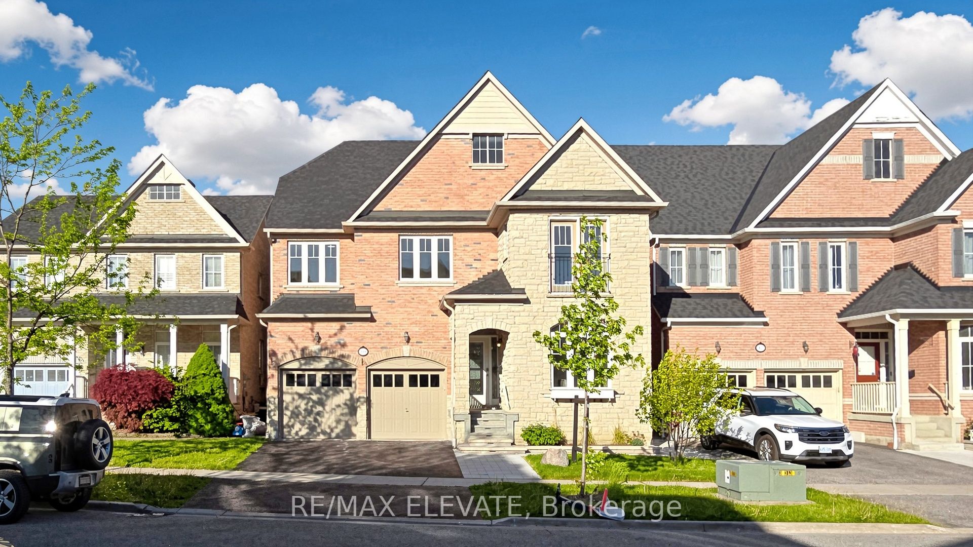19 Weatherby Avenue, Ajax, ON, L1Z 1R7
