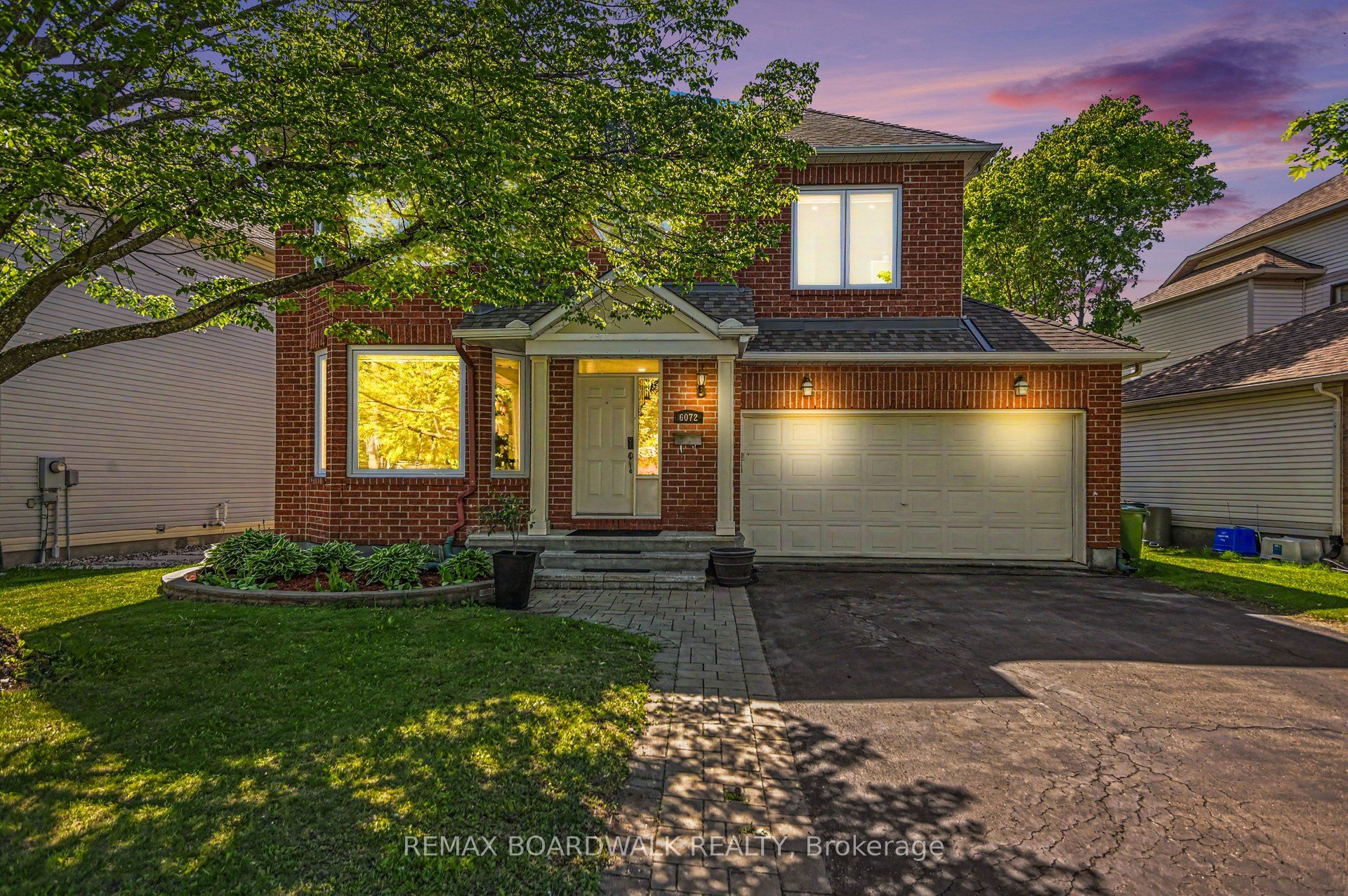 6072 Longleaf Drive, Ottawa, ON, K1W 1G4