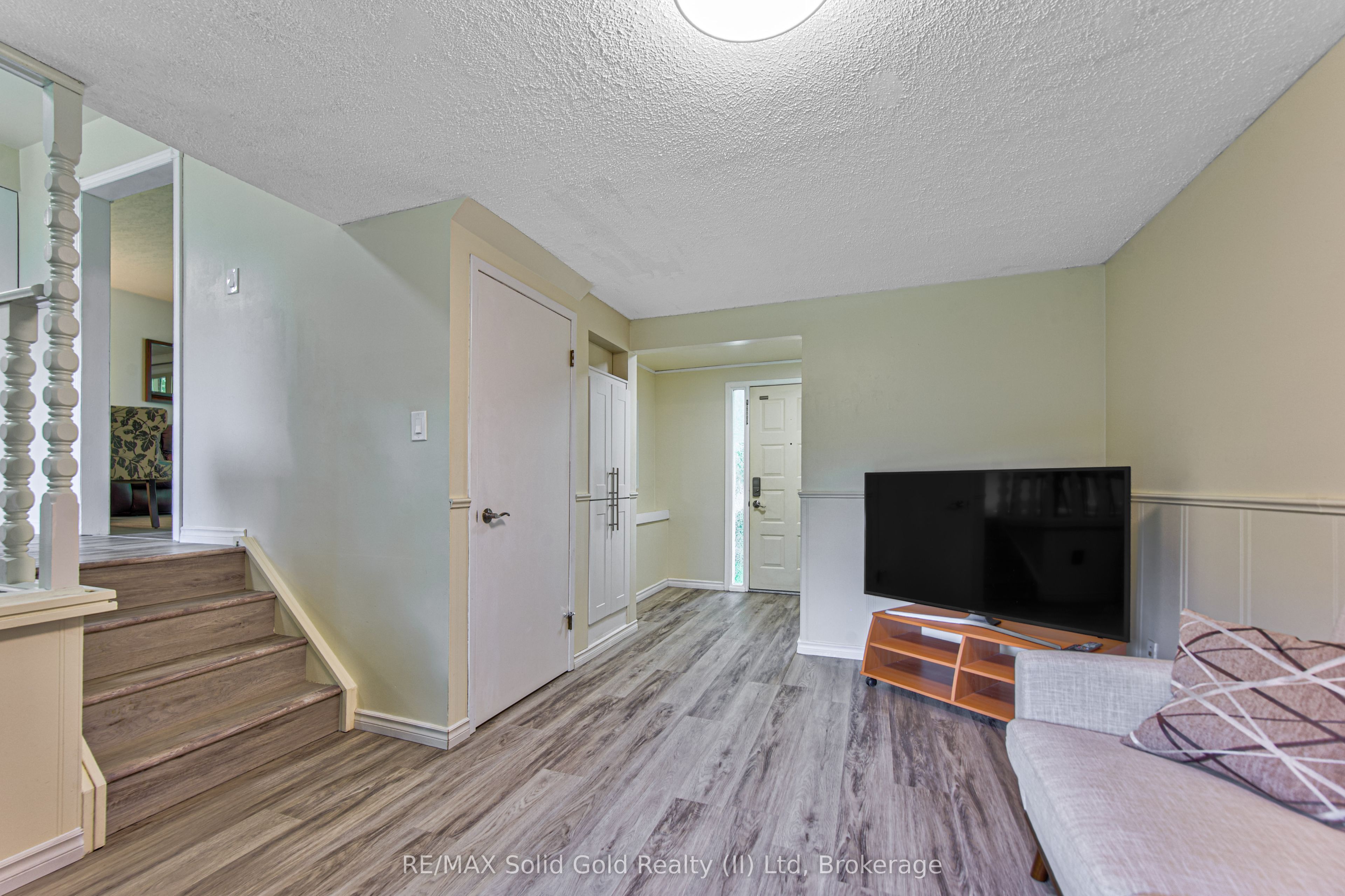 Additional image 6 of 164 White Pine Crescent, Waterloo, ON, N2V 1C1