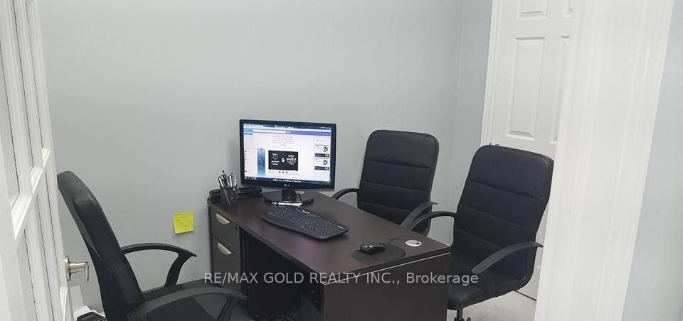 205-20 Maritime Ontario Boulevard, Brampton, ON, L6S 0E7 photo 2