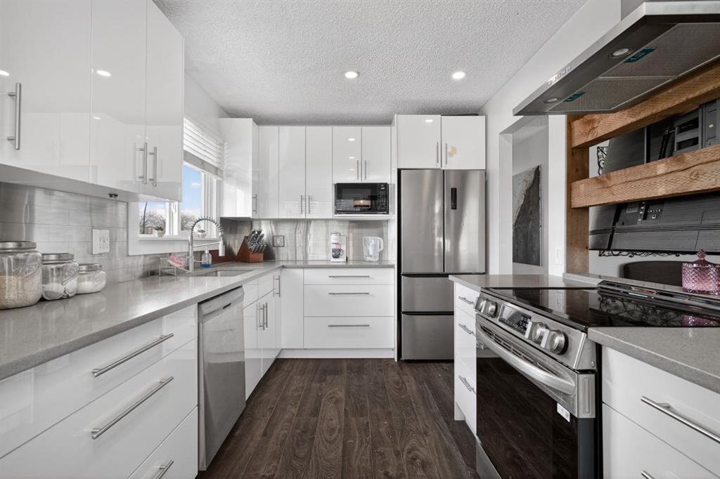 1 Templemont Road NE, Calgary, AB, T1Y 5A2