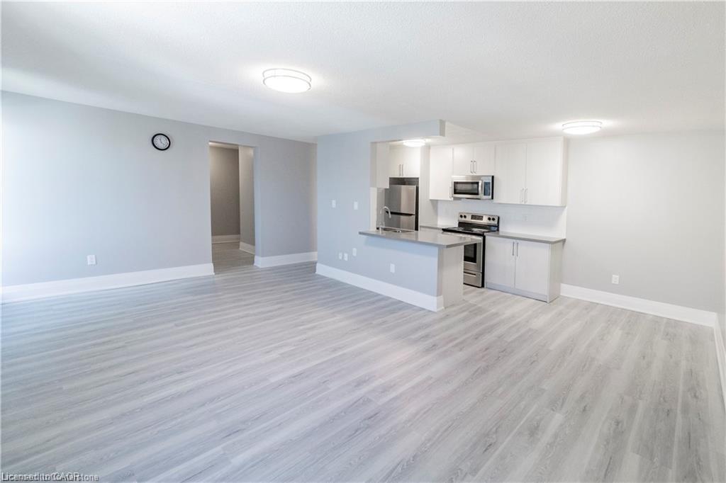 Additional image 3 of 506-4422 Huron Street, Niagara Falls, ON, L2E 7C8