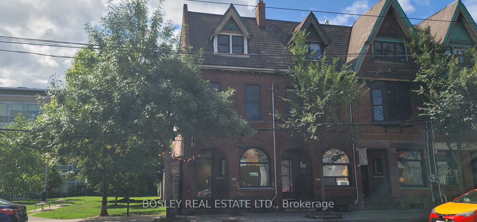 Main-1075 Queen Street W, Toronto, ON, M6J 1H3 photo 2