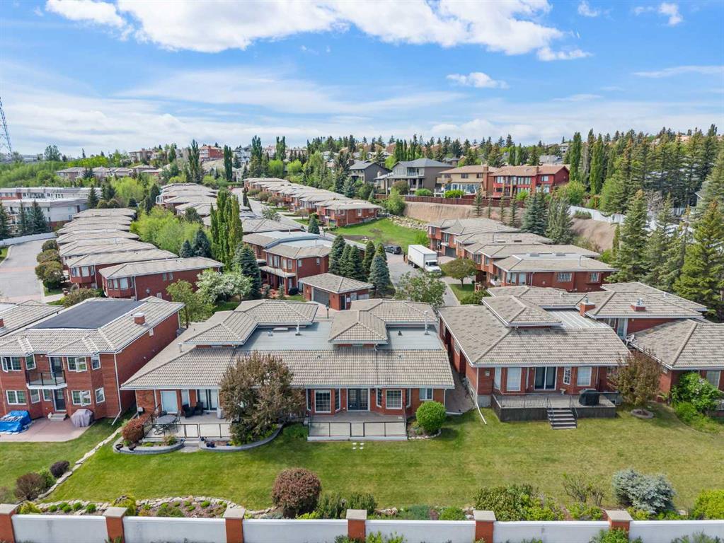 35 Prominence Path SW, Calgary, AB, T3H2W7 photo 4