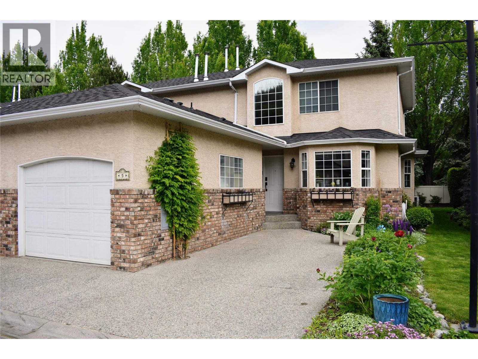 5-527 Yates Road, Kelowna, BC, V1V1Z5