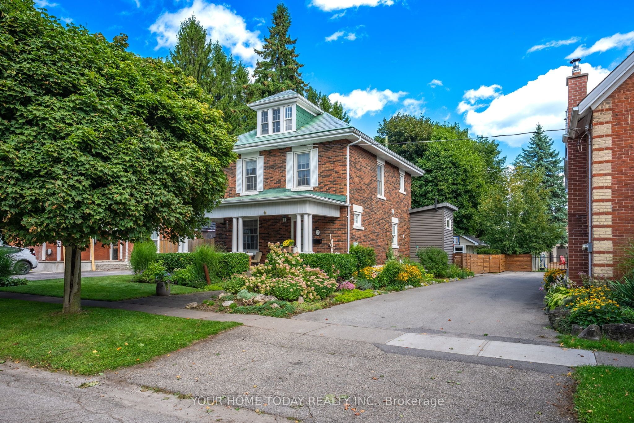 17 Park Avenue, Halton Hills, ON, L7J 1Y3