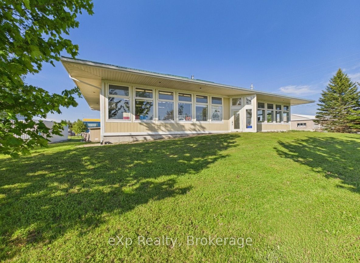 1223 Mackenzie Road, Saugeen Shores, ON, N0H 2C6