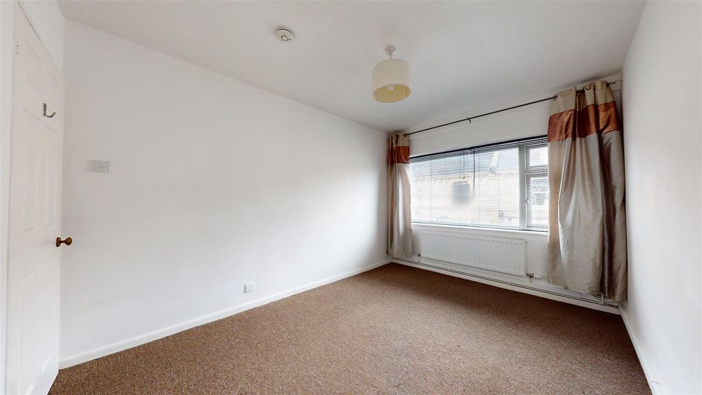 Additional image 5 of 2 bed flat for saleFortescue Road, Radstock BA3