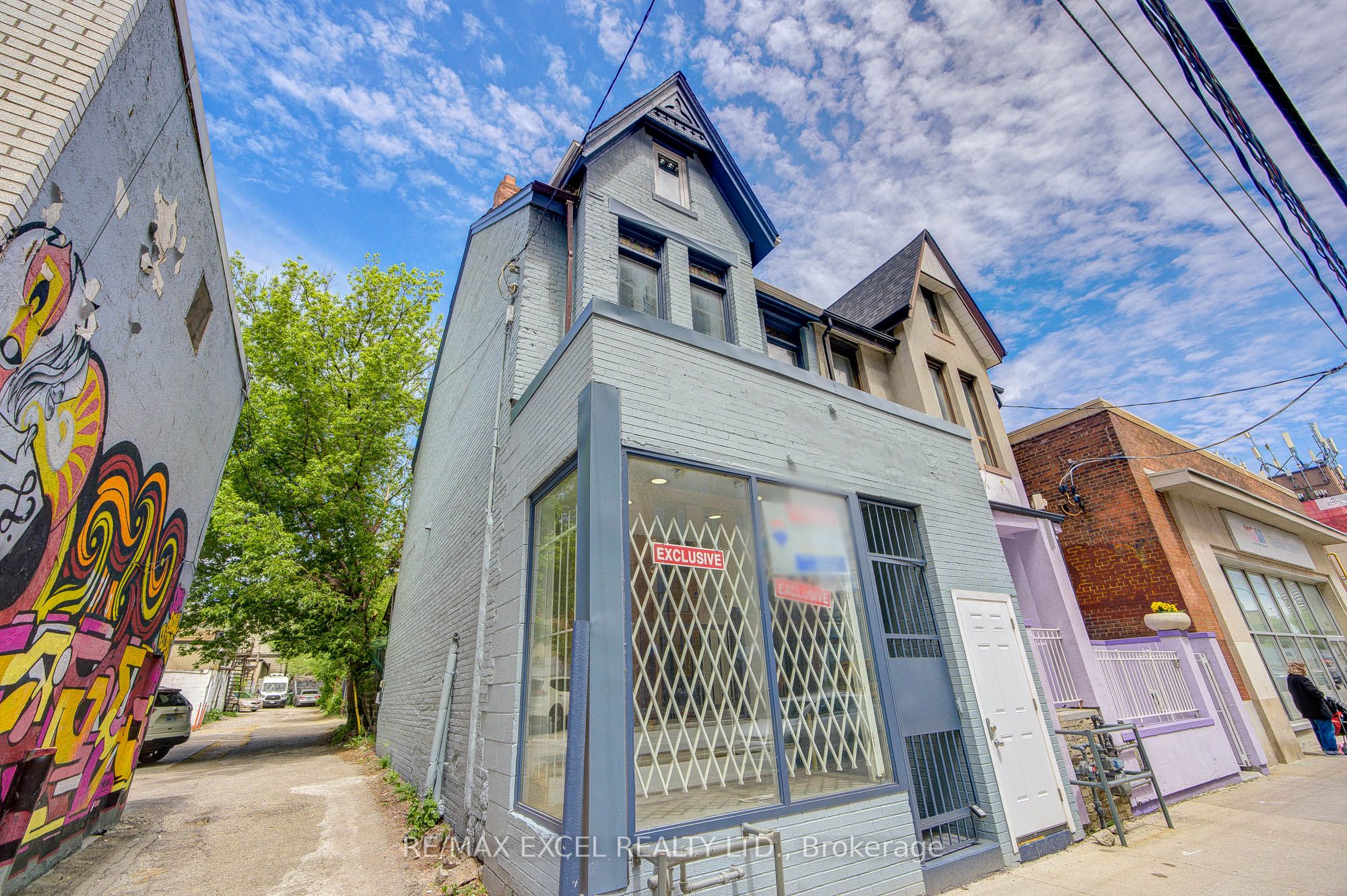 300 Gerrard Street E, Toronto, ON, M5A 3A1 photo 3