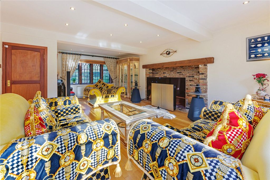 Additional image 6 of 5 bed detached house for saleLoom Lane, Radlett, Hertfordshire WD7