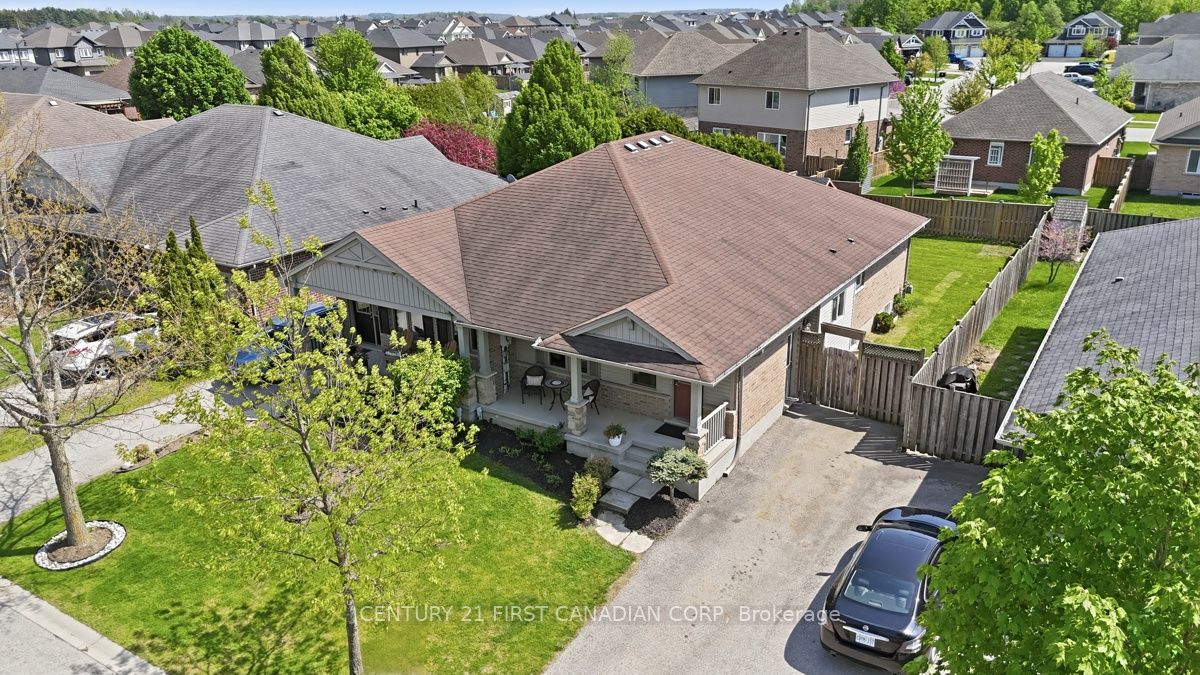 30 Pear Tree Avenue, St. Thomas, ON, N5R 0B5 photo 2