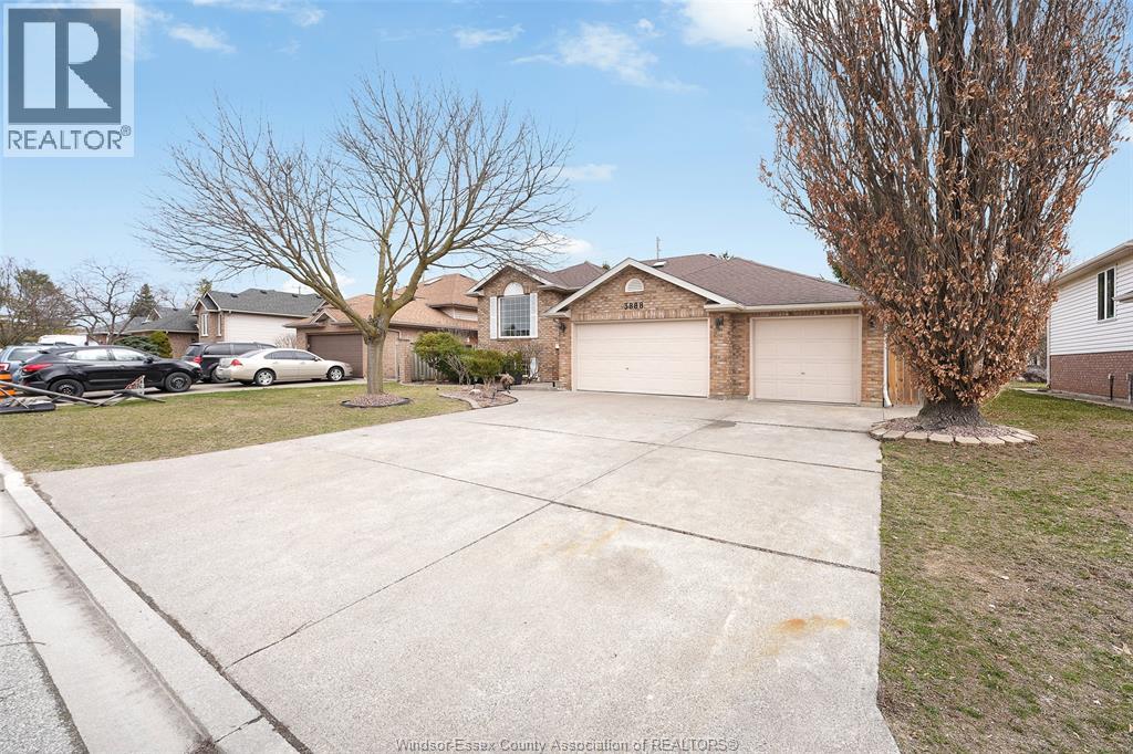 3888 Aristotle Crescent, Windsor, ON, N9G2N9 photo 4