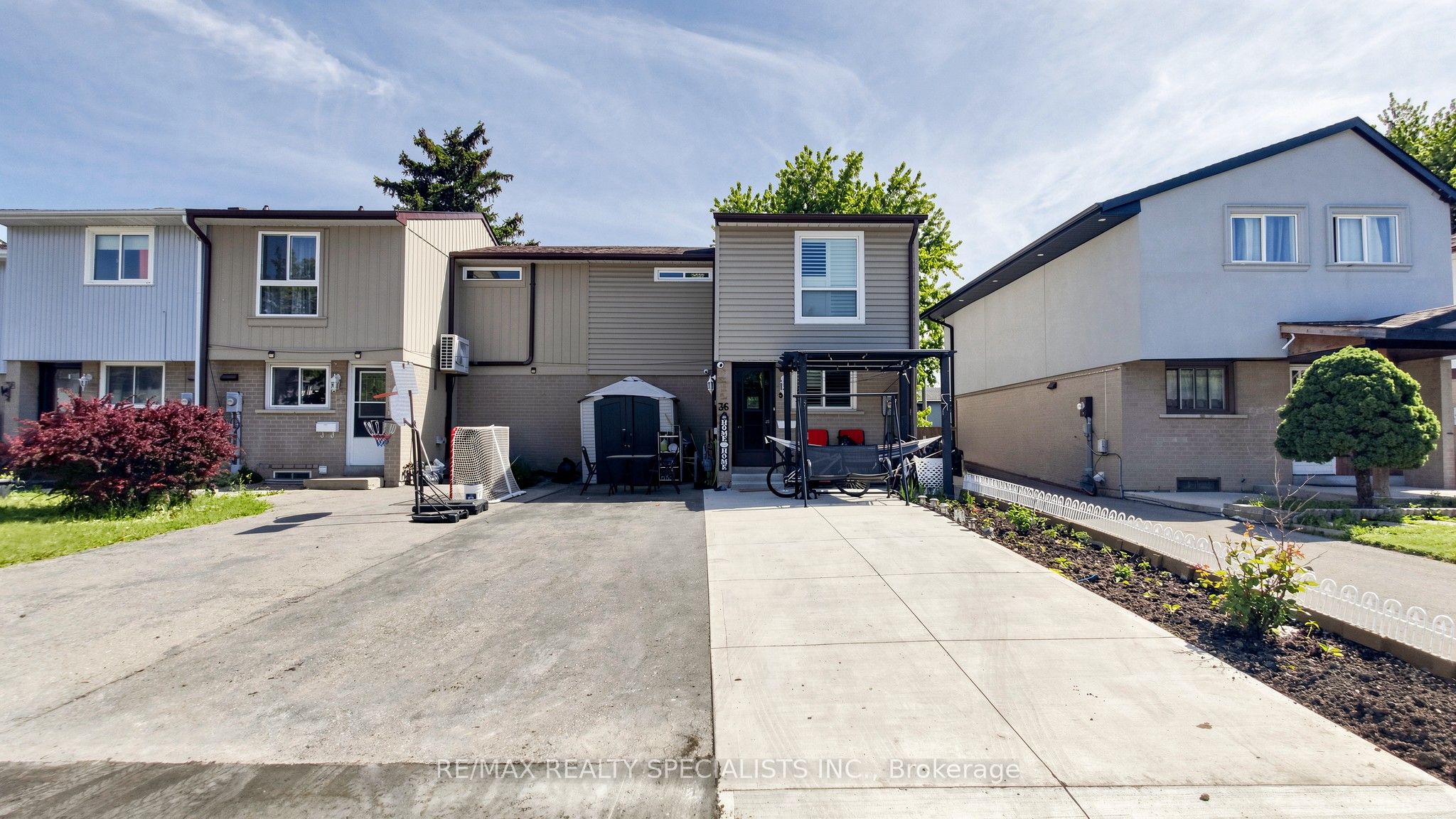 36 Grand Rapids Square, Brampton, ON, L6S 2J5