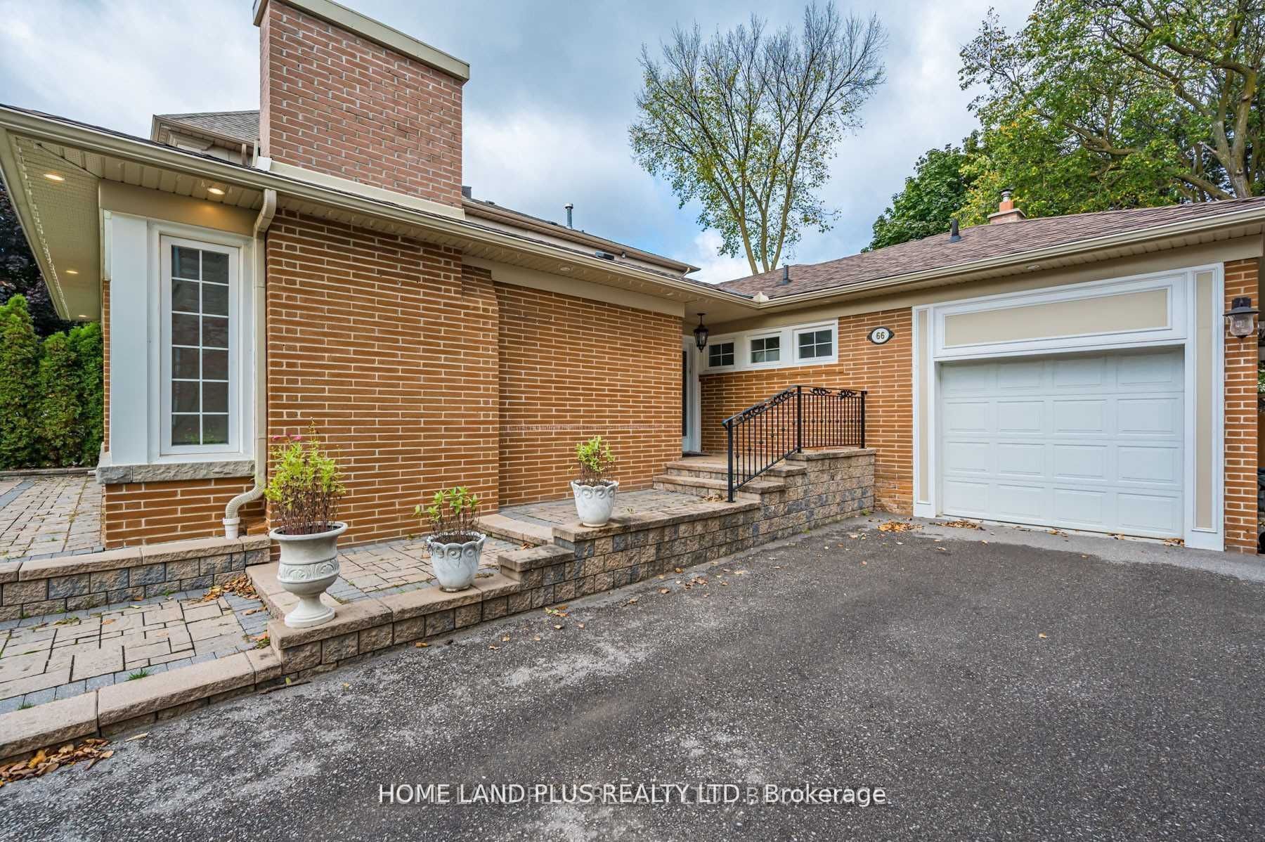 Additional image 2 of 66 Munro Boulevard, Toronto, ON, M2P 1C2