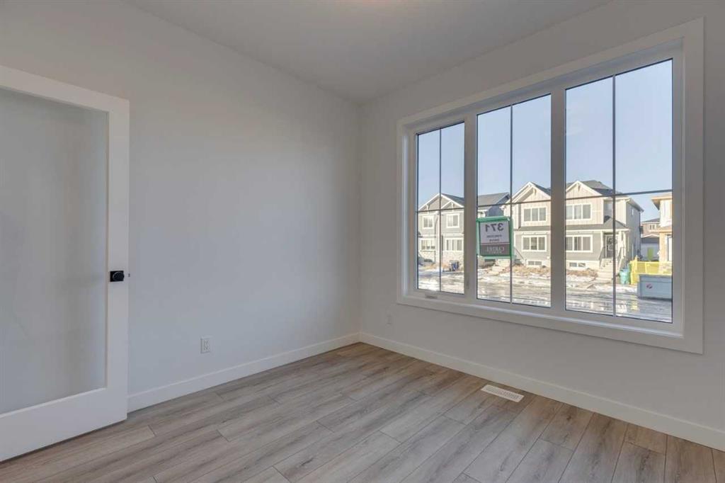 371 Fireside Drive, Cochrane, AB, T4C3E1 photo 4