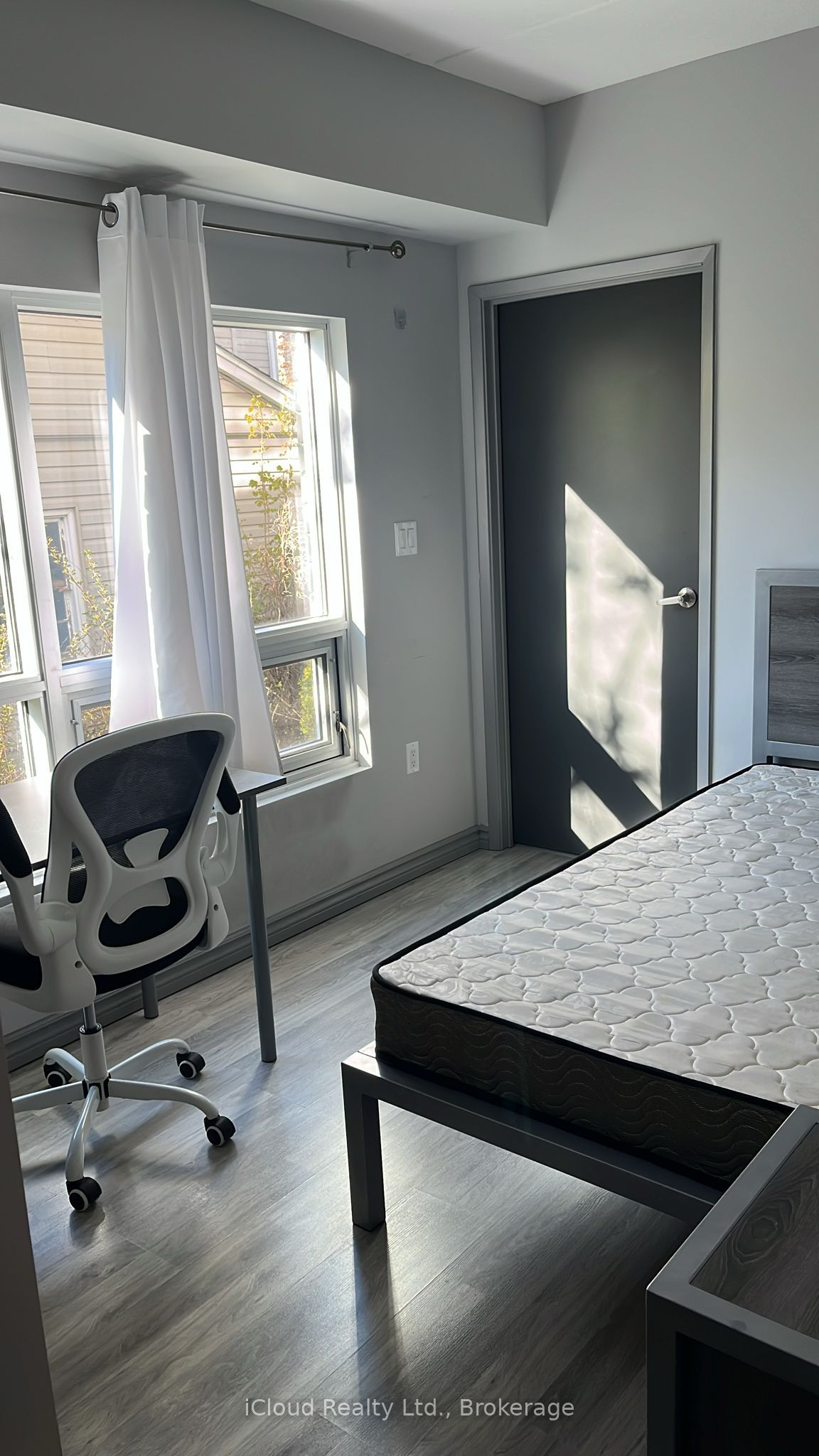 Additional image 2 of A207-275 Larch Street, Waterloo, ON, N2L 3R2