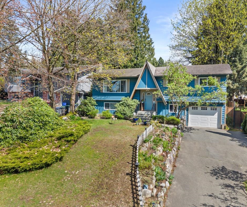 5866 179a St Street, Surrey, BC, V3S 4K3 photo 2